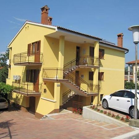 Apartma Stimec إيزولا المظهر الخارجي الصورة
